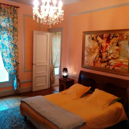 Chateau Des Saveurs Casa de hóspedes Saint-Sauveur-dʼÉmalleville