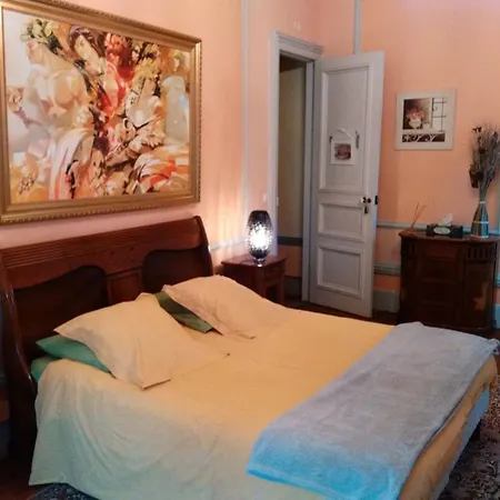 Chateau Des Saveurs Casa de hóspedes