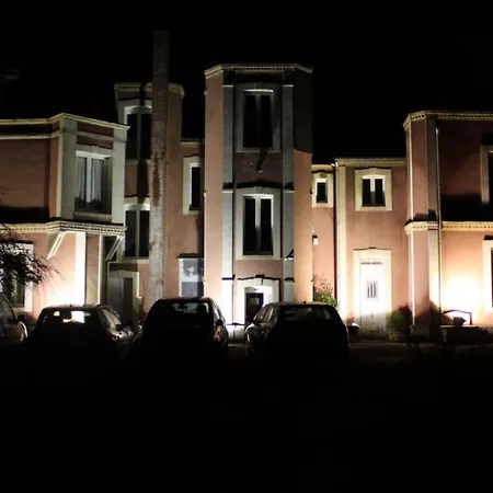 Casa de hóspedes Chateau Des Saveurs 3*